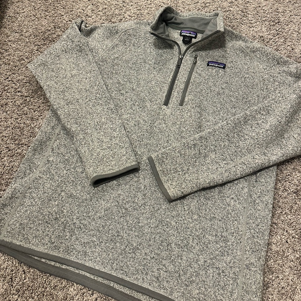 Patagonia Sweater/Sweatshirt